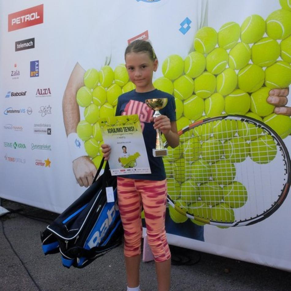 Juliji Bogatin še ena zmaga, tokrat na OP-10 let v Ljubljani. Juliji Bogatin še ena zmaga, tokrat na OP-10 let v Ljubljani.
